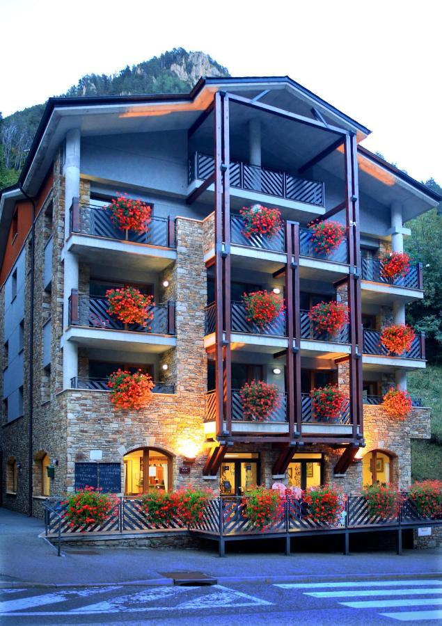 Vista Arinsal Apartments Bagian luar foto